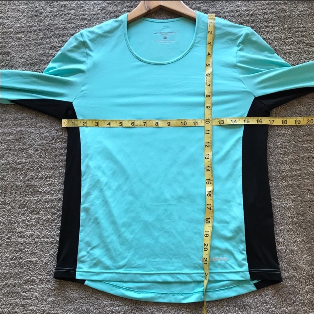 Brooks Equilibrium Technology Long Sleeve View 2